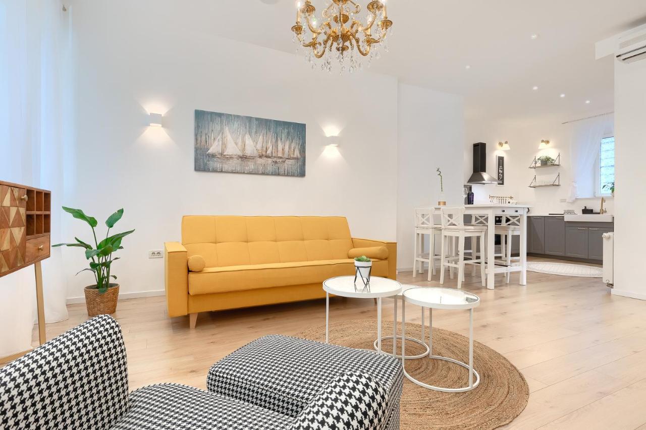 Calafati Apartment With Free Private Parking ริเยกา ภายนอก รูปภาพ