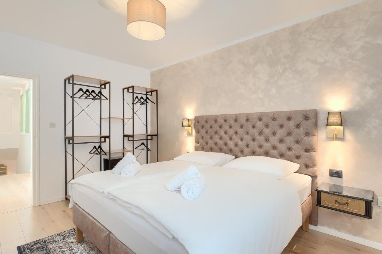 Calafati Apartment With Free Private Parking ริเยกา ภายนอก รูปภาพ