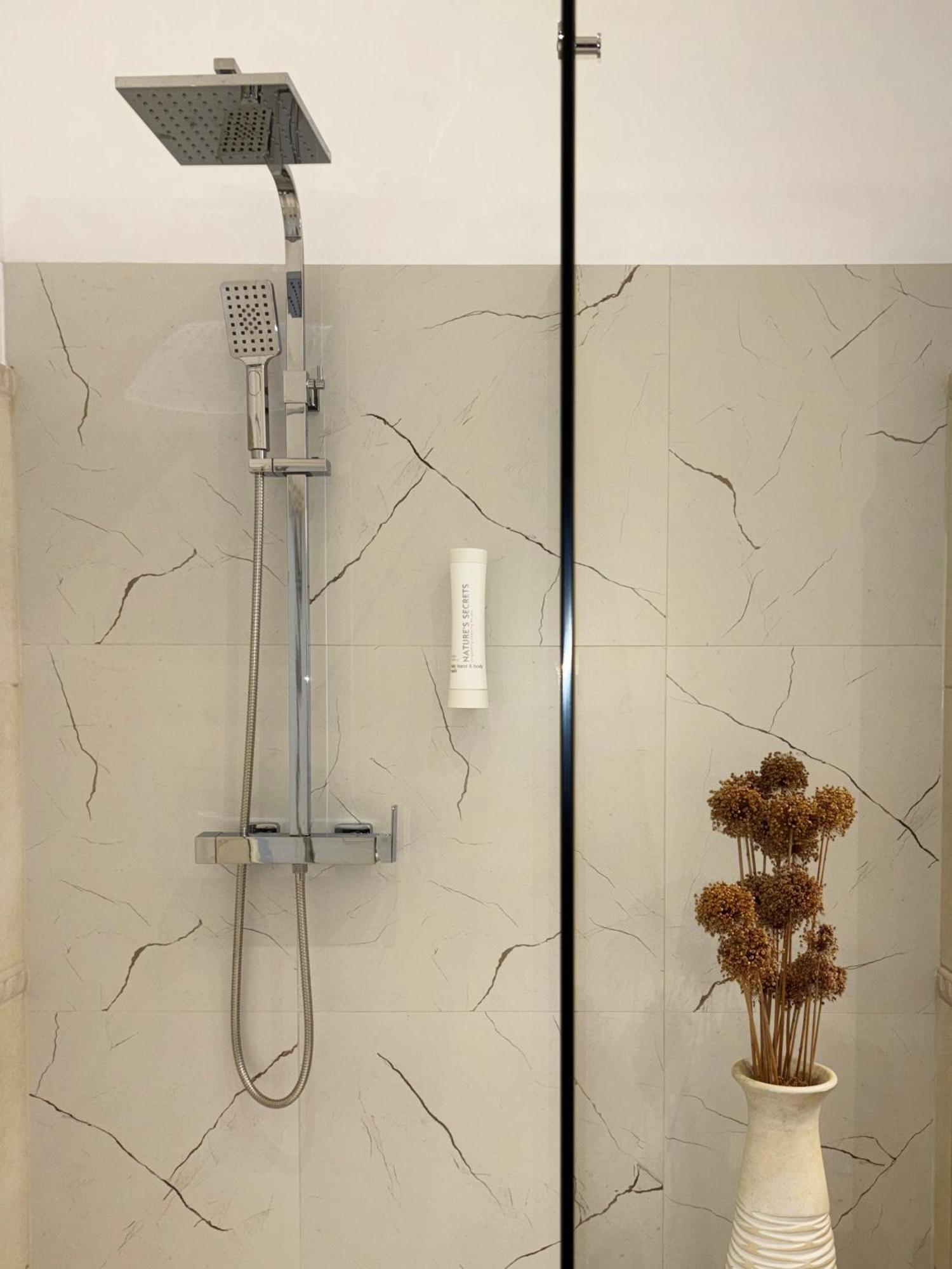 Calafati Apartment With Free Private Parking ริเยกา ภายนอก รูปภาพ